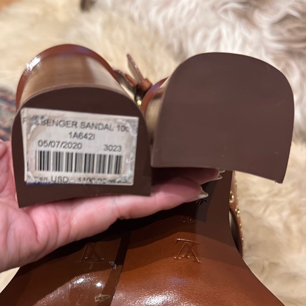 Louis Vuitton Passenger Sandals Sz 37/6.5 - Picture 10 of 13